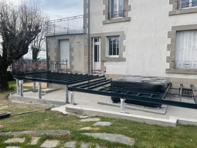 Terrasses, escaliers et garde-corps