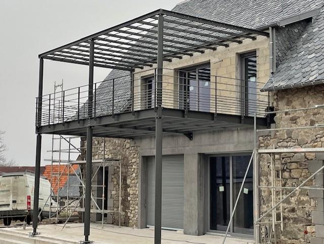 Terrasses, escaliers et garde-corps